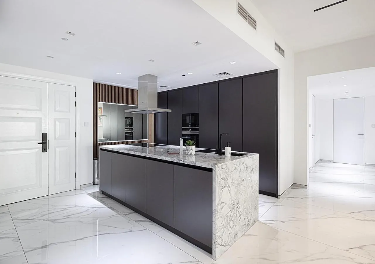 Palm Jumeirah Paradise- Luxury,Unveiled Dubai United Arab Emirates