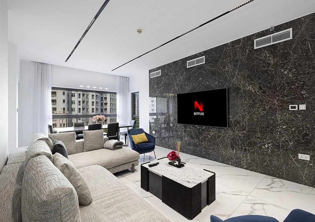 Palm Jumeirah Paradise- Luxury,Unveiled Dubai Apartment